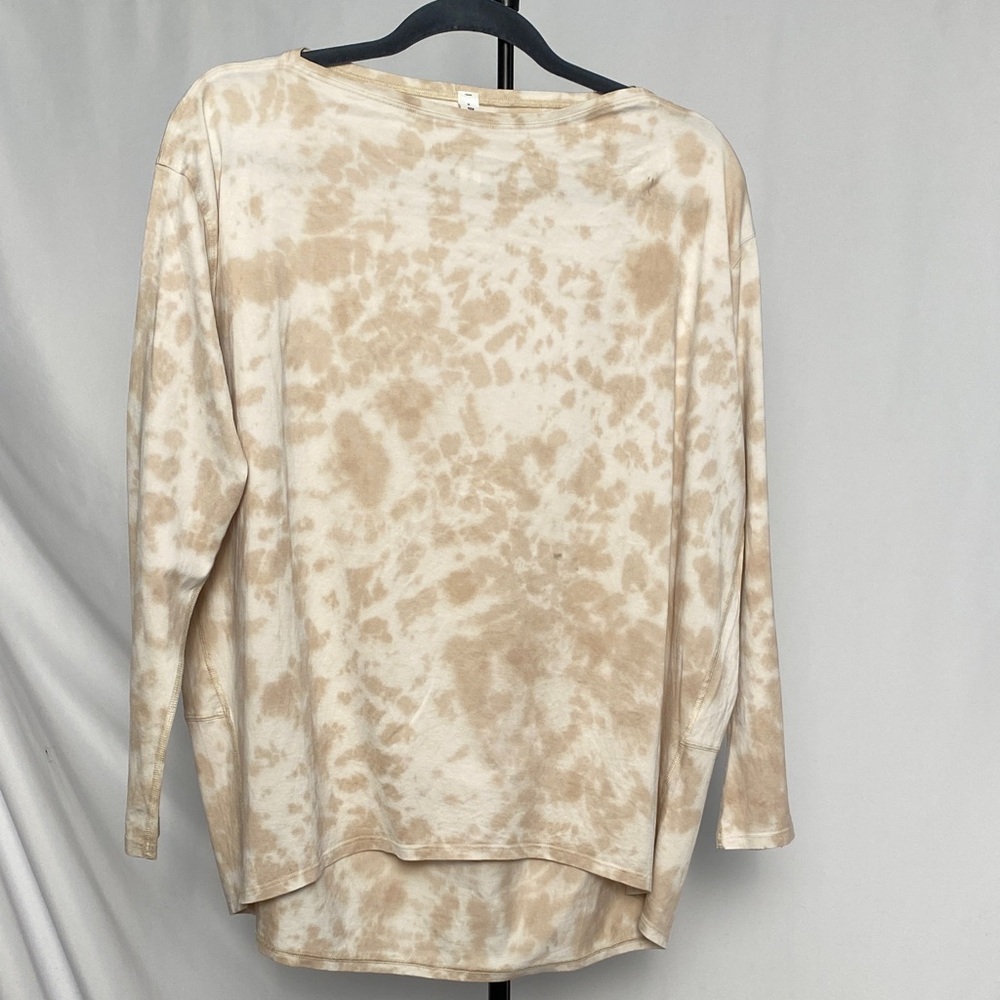 Lululemon long sleeve shirt